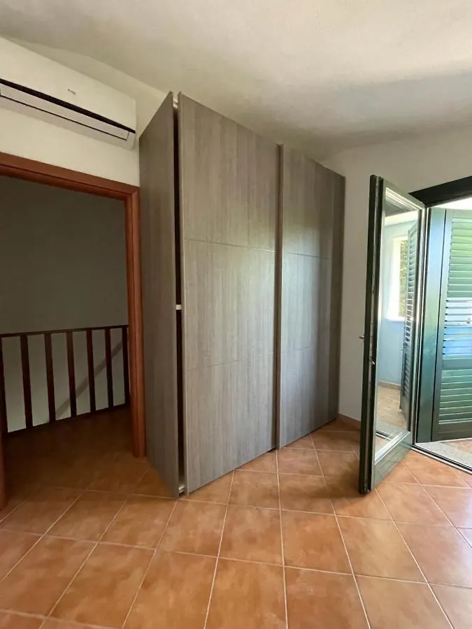 Santa Maria Sardegna Holiday House איטליה